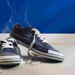 Comment éliminer les mauvaises odeurs de vos chaussures de 4 façons différentes de manière rapide et efficace ?