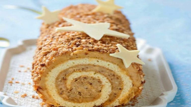 Noël : la recette originale de Cyril Lignac de Bûche au café - La