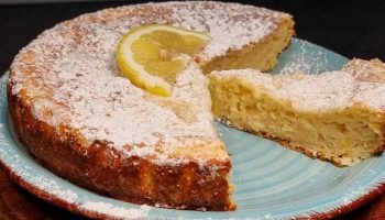 Gâteau crémeux au citron sans sucre sans beurre et sans huile