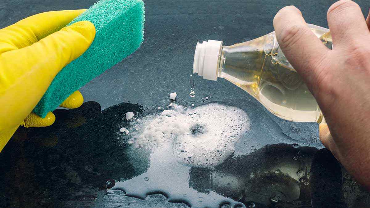 vinaigre-et-bicarbonate-de-soude-deux-ingredients-simples-qui-peuvent-revolutionner-vos-habitudes-de-nettoyage