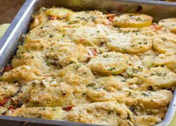 Parmigiana blanche avec pommes de terre et courgettes