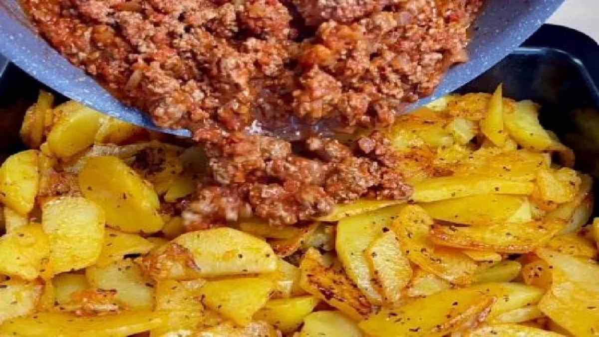 Pommes de terre et viande hachée