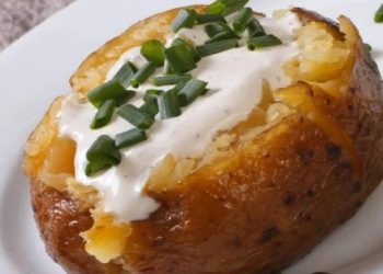 Pommes de terre farcies au four
