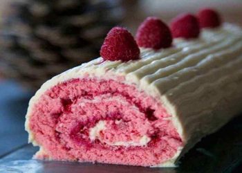 Bûche de Noël au Mascarpone, Chocolat Blanc et Framboises