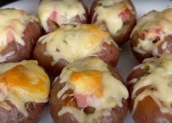 Pommes de Terre au Four Farcies à la Mortadelle et au Fromage