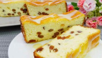 Gâteau de Grand-Mère à la Ricotta et aux Raisins Secs