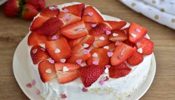 Gâteau au cœur de fraises