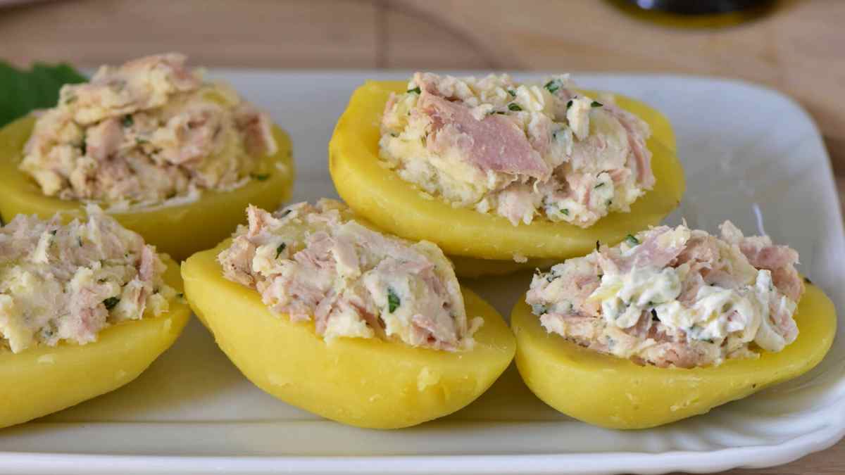 Pommes de terre farcies au thon