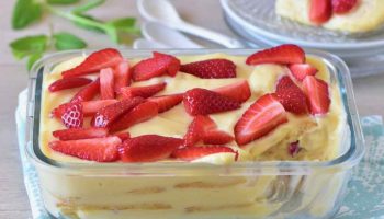 Tiramisu aux Fraises et à la Crème