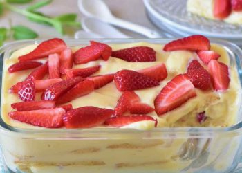 Tiramisu aux Fraises et à la Crème