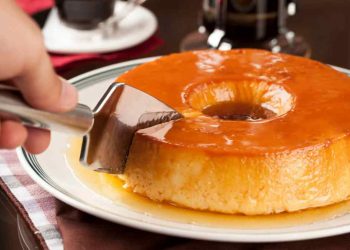Lait à la portugaise : le dessert onctueux et irrésistible qui fait sensation !